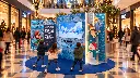 Battaglia di neve nel centro commerciale (1).webp
