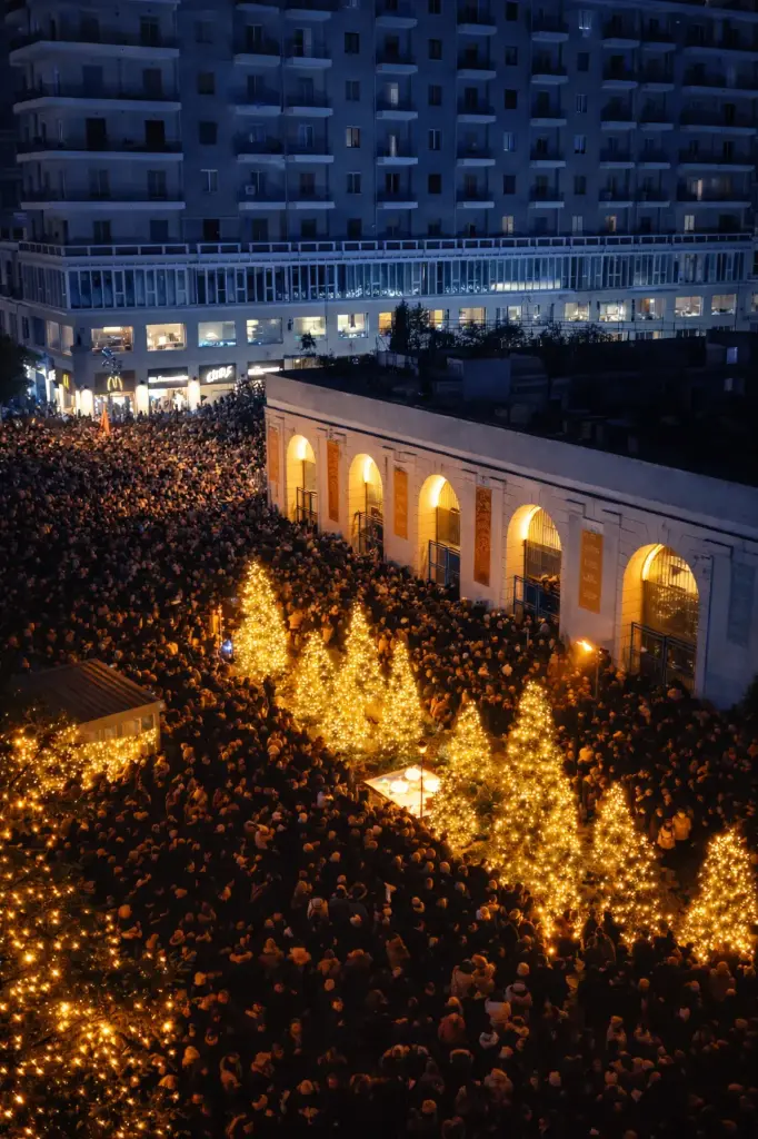 Natale a Bari 2025 - Piazza del Ferrarese